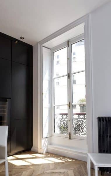 La fenêtre haussmannienne Tradilou — photo 1