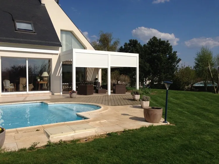 Réalisation à Maisons-Laffitte : Installation d’une pergola Brustor B200 — photo 2