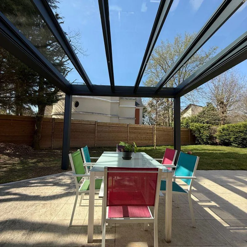 Installation d’une Pergola Brustor B800 à Toit en Verre à Saint-Prix — photo 2